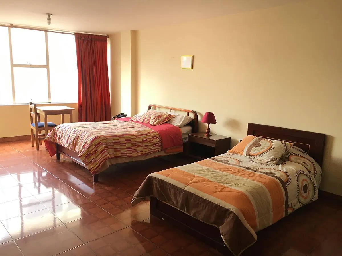 Hotel Manila Plaza Bogotá 2*,